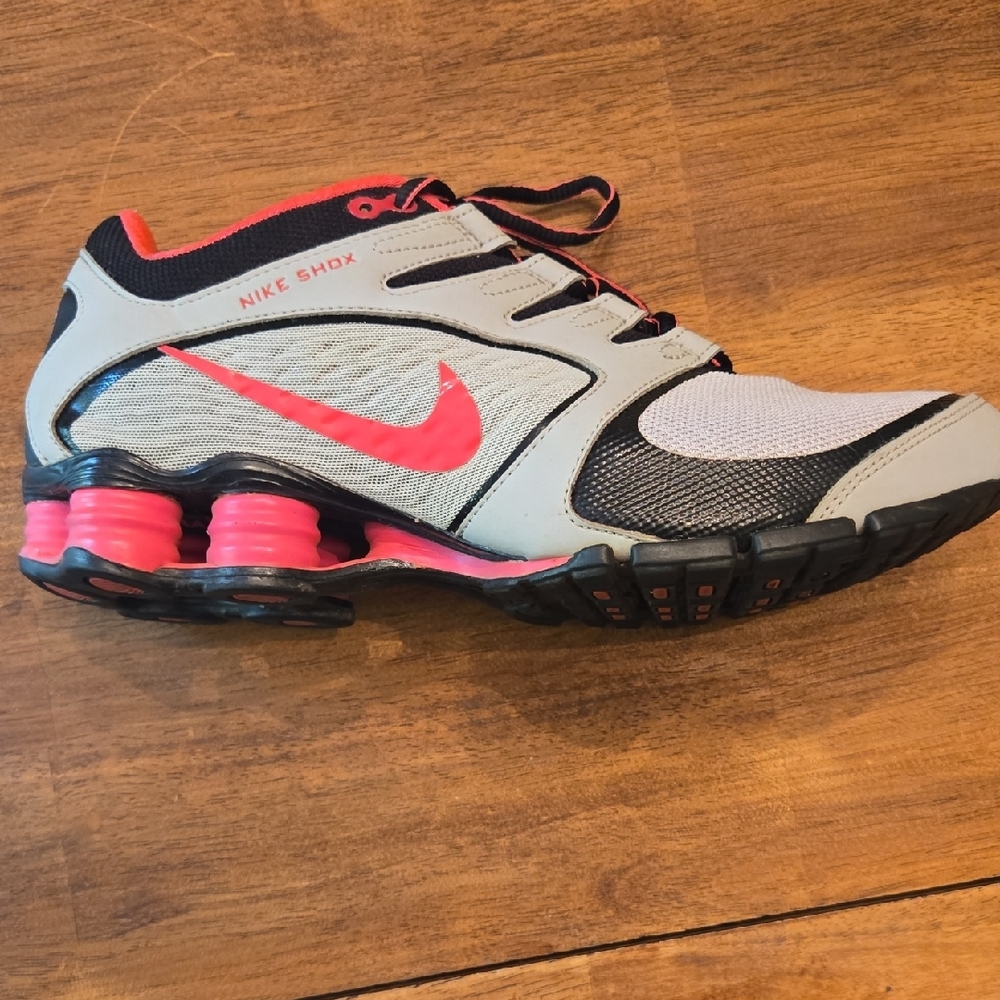 Nike Women's Gray and Pink Shox Athletic Sneakers - Picture 6 of 16